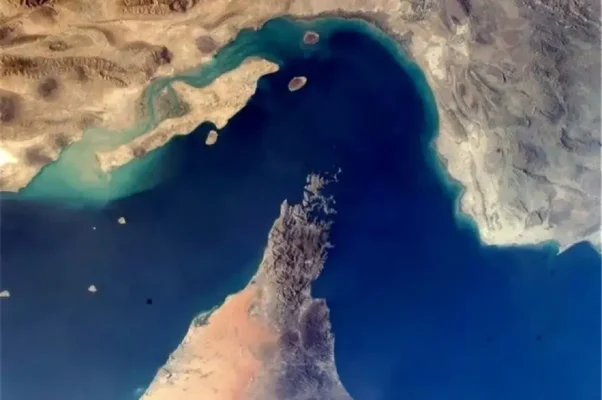 هدف آمریکا از حمله به رادارهای خط ساحلی ایران چیست؟ / روزنامه خراسان ۳ هدف ترامپ را اعلام کرد هدف آمریکا از حمله به رادارهای خط ساحلی ایران چیست؟ / روزنامه خراسان ۳ هدف ترامپ را اعلام کرد