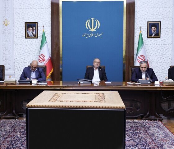 پزشکیان: سفر نخست‌وزیرعراق نقطه عطفی در توسعه روابط دو کشور است