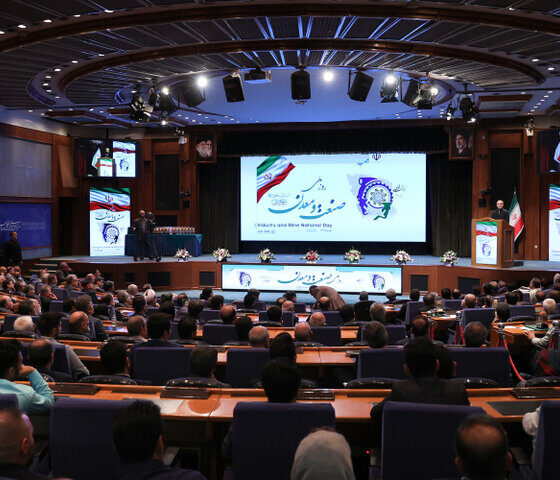 پزشکیان: هر دستاوردی داریم به برکت رهنمودهای رهبر شهید است