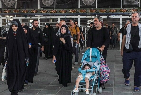 گرمازدگی در اربعین را جدی بگیرید / بهترین لباس برای پیادهروی چیست؟ گرمازدگی در اربعین را جدی بگیرید / بهترین لباس برای پیادهروی چیست؟