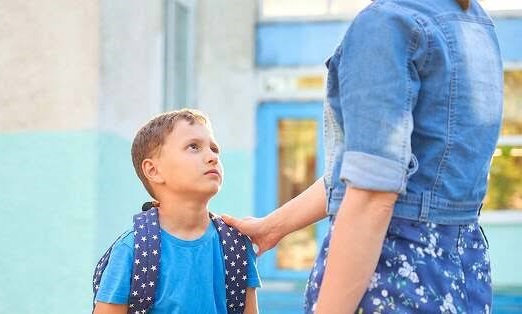 چگونه توانستم میزان اضطراب جدایی دانش آموزان کلاس اول را کاهش دهم؟ چگونه توانستم میزان اضطراب جدایی دانش آموزان کلاس اول را کاهش دهم؟