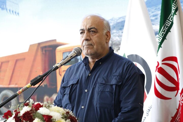 ۴ دستگاه بازوی بارگیری مواد نفتی در بنادر امیرآباد و نوشهر ساخته شد ۴ دستگاه بازوی بارگیری مواد نفتی در بنادر امیرآباد و نوشهر ساخته شد
